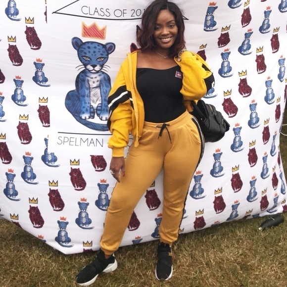 Fashion Nova Pull Up Oversized Jacket - Mustard, Size M - Picture 4 of 4